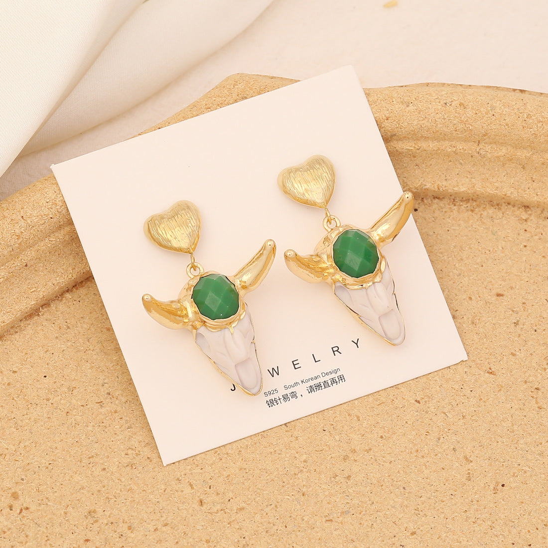 Wholesale Vintage Bull Head Temperament Stainless Steel Earrings