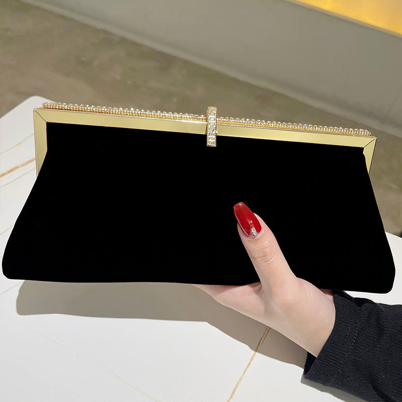 Wholesale Autumn and Winter Velvet Black Gold Clutch Bag