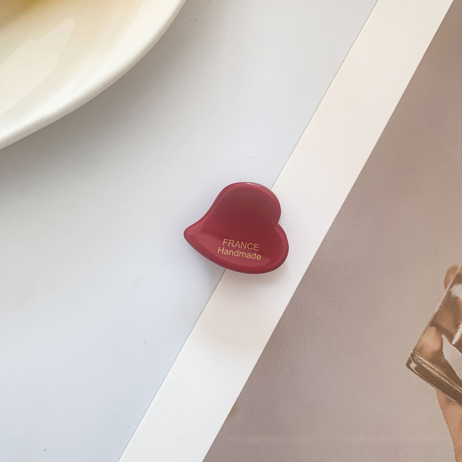 Wholesale Tanabata Valentine's Day Fashion Back Head Shark Clip for Women