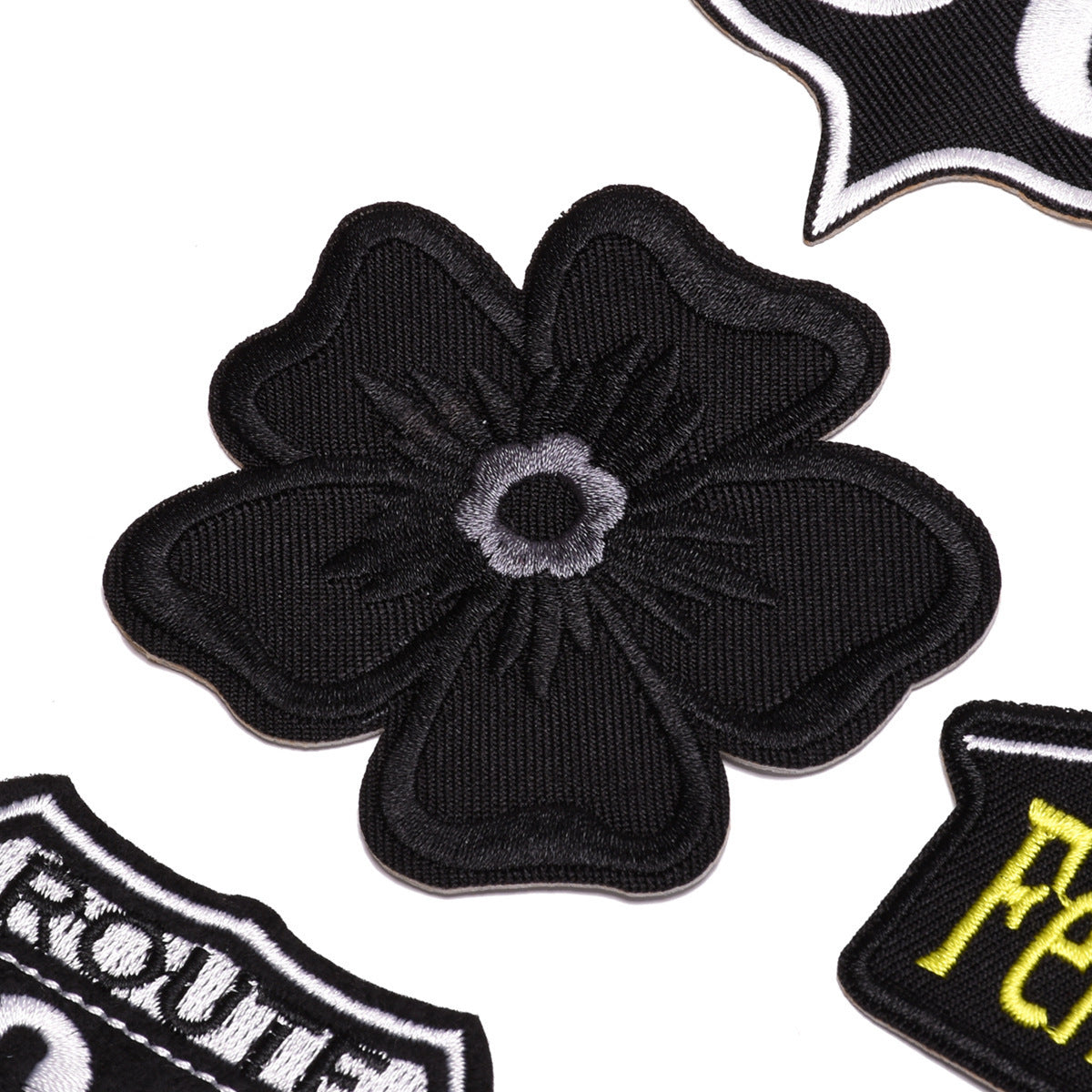 Wholesale 9Pc Embroidered Cloth Patches Set DIY Sew On Badges For Jeans ets Fashion Accessory Boutique Gift For Craft Supply Resale