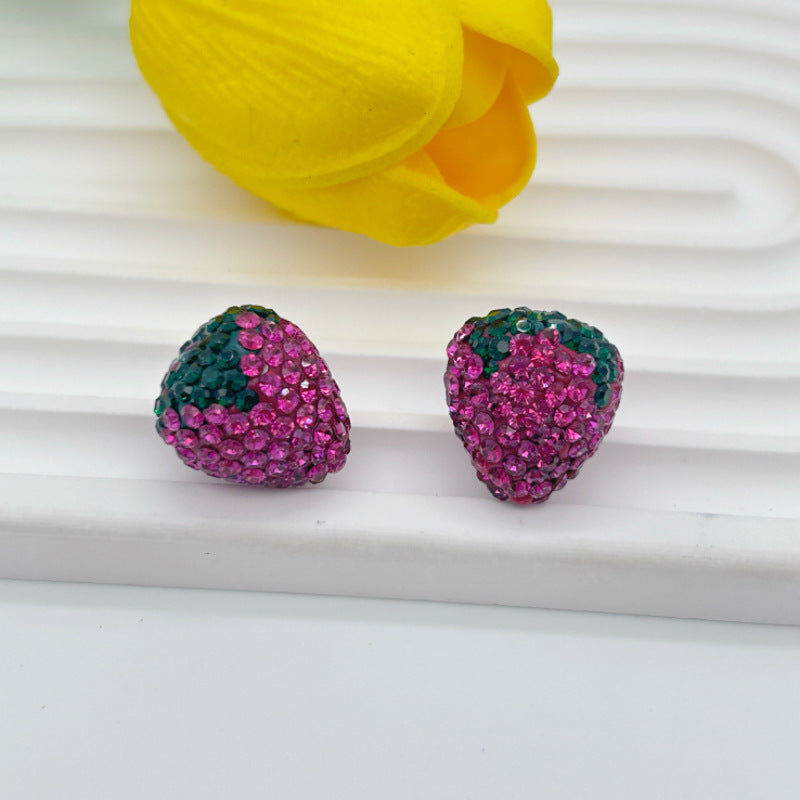 Wholesale 20pcs Strawberry clay filled with diamond beads