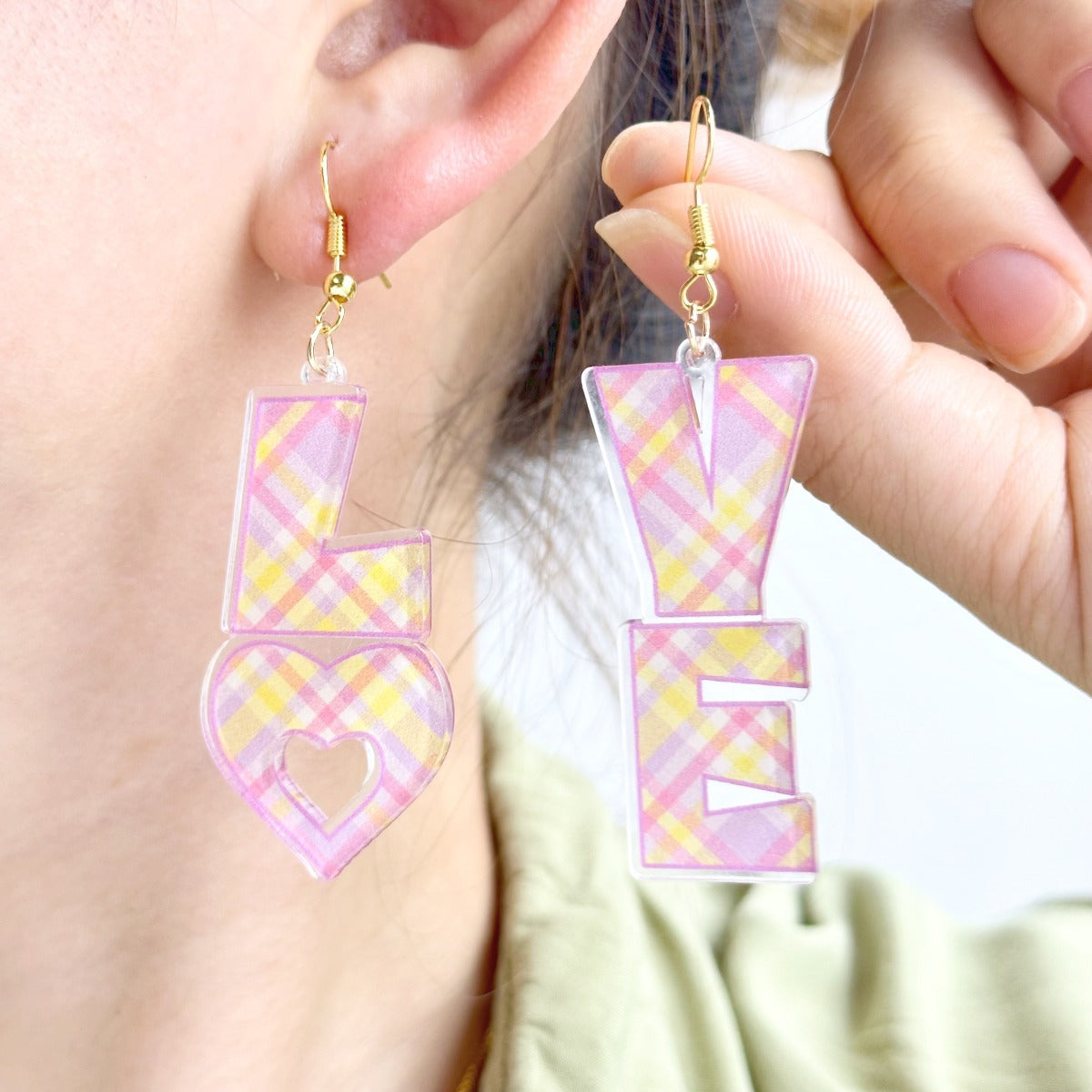 Wholesale Acrylic Letter LOVE Heart Valentine's Day Earrings