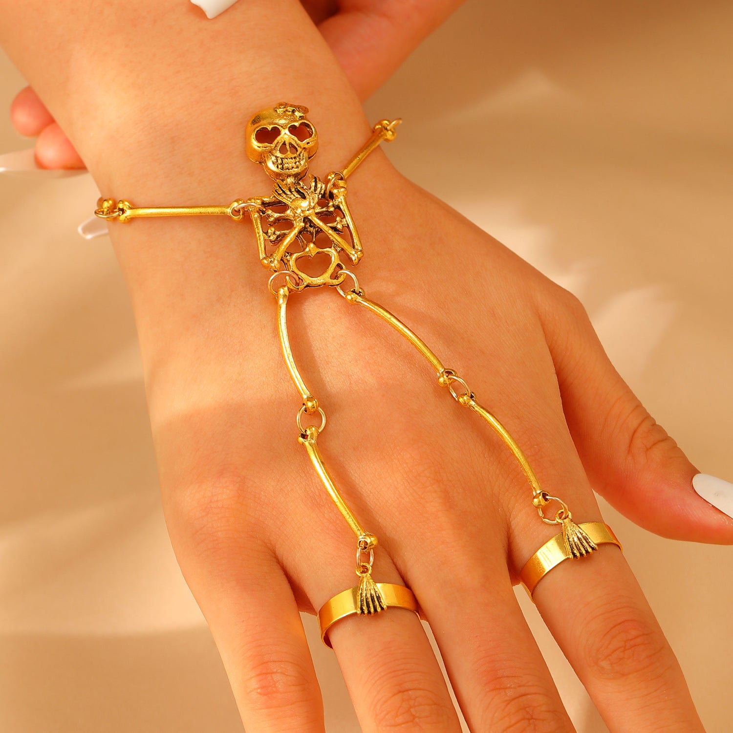 Wholesale Gothic Skull Bangle Bracelet Retro Dark Punk Style Antique Silver Alloy Unisex Fashion Jewelry Accessory