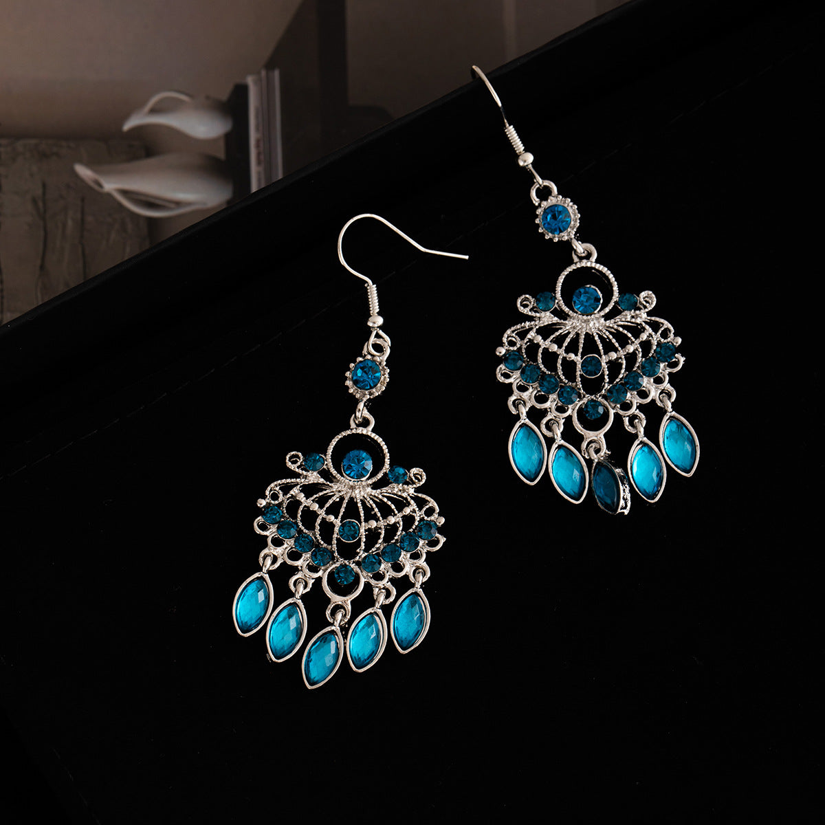 Wholesale Tassel blue diamond earrings long diamond-studded vintage earrings