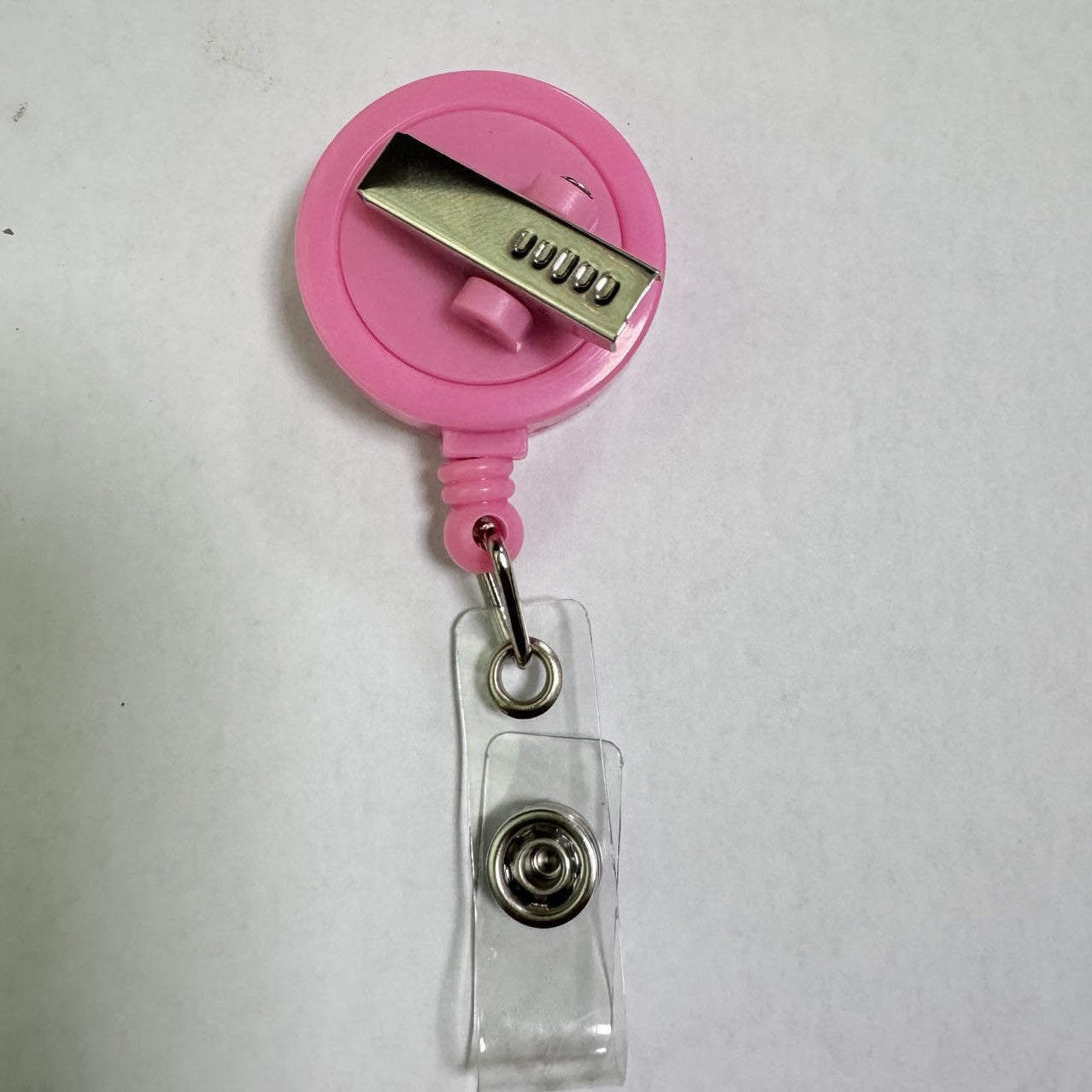 Wholesale Transparent & UnTransparent color Alligator Clip Easy-Pull Buckle Badge Reels Keychains