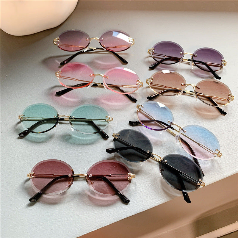 Wholesale Oval Internet celebrity gradient sunglasses