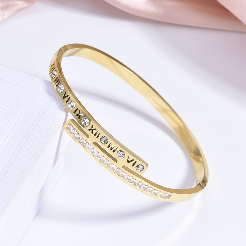 Wholesale Gold-plated Zircon Staggered Buckle Non-fading Stainless Steel Bracelet