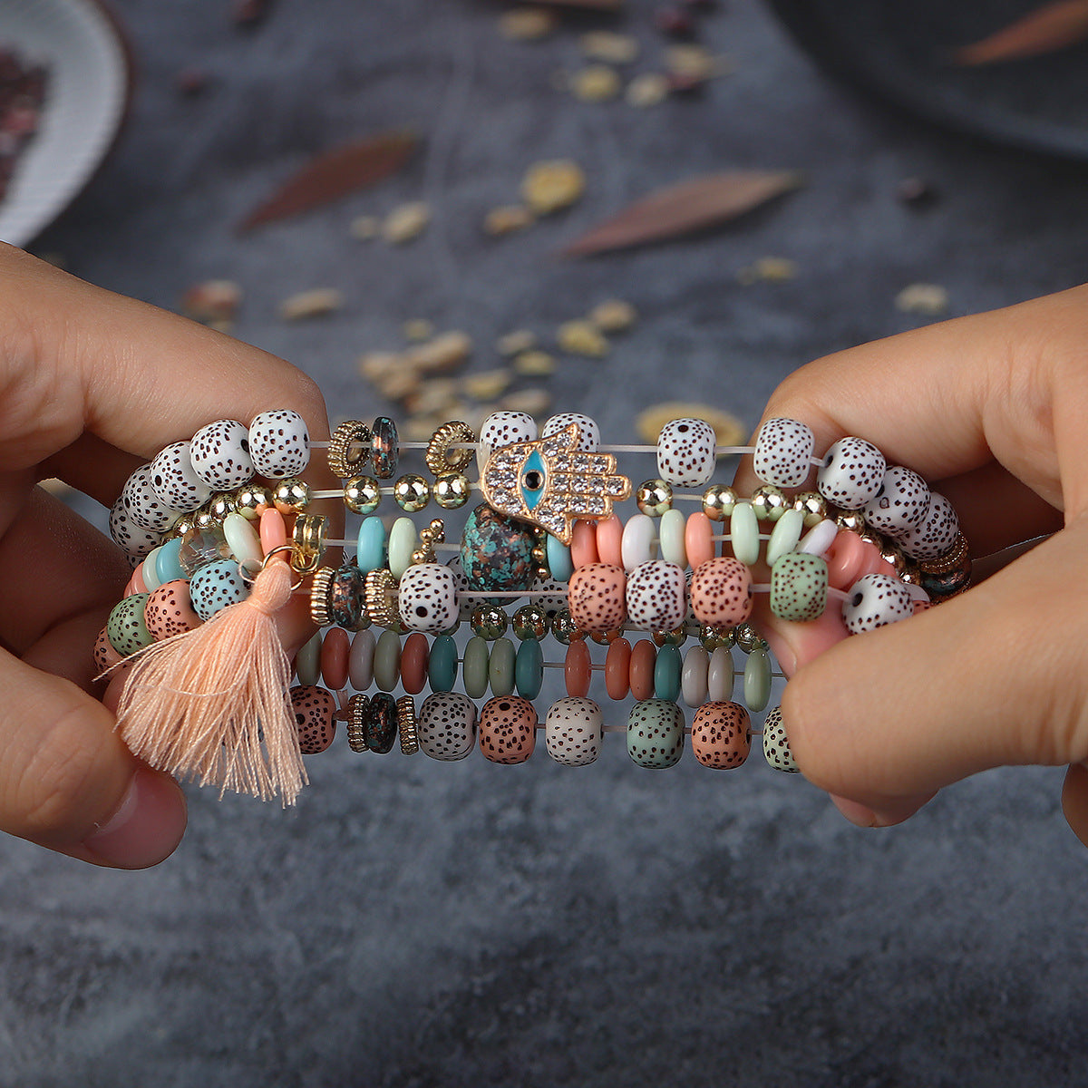 Wholesale Tassel Demon Palm Pendant Multi Layered Pendant Glass Elastic Bracelet