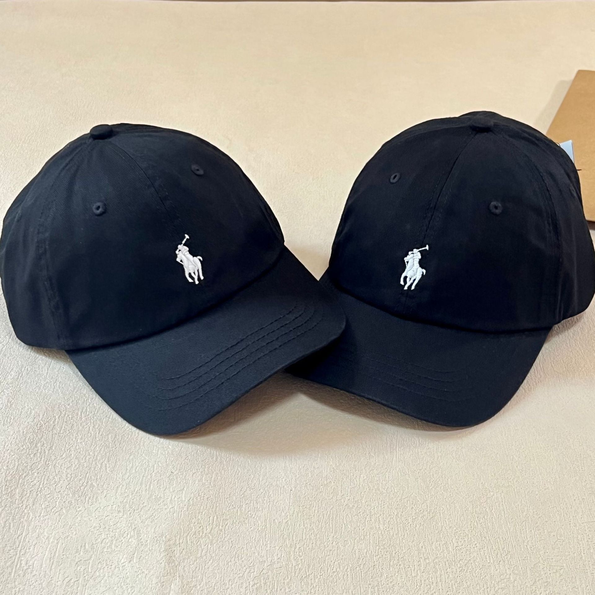 Wholesale Pure cotton  face-enhancing small deep brim baseball cap