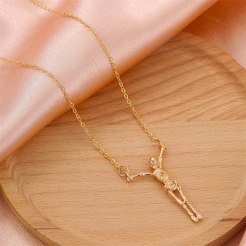 Wholesale Vintage Halloween Skull Pendant Item Gothic Sweater Alloy Necklace