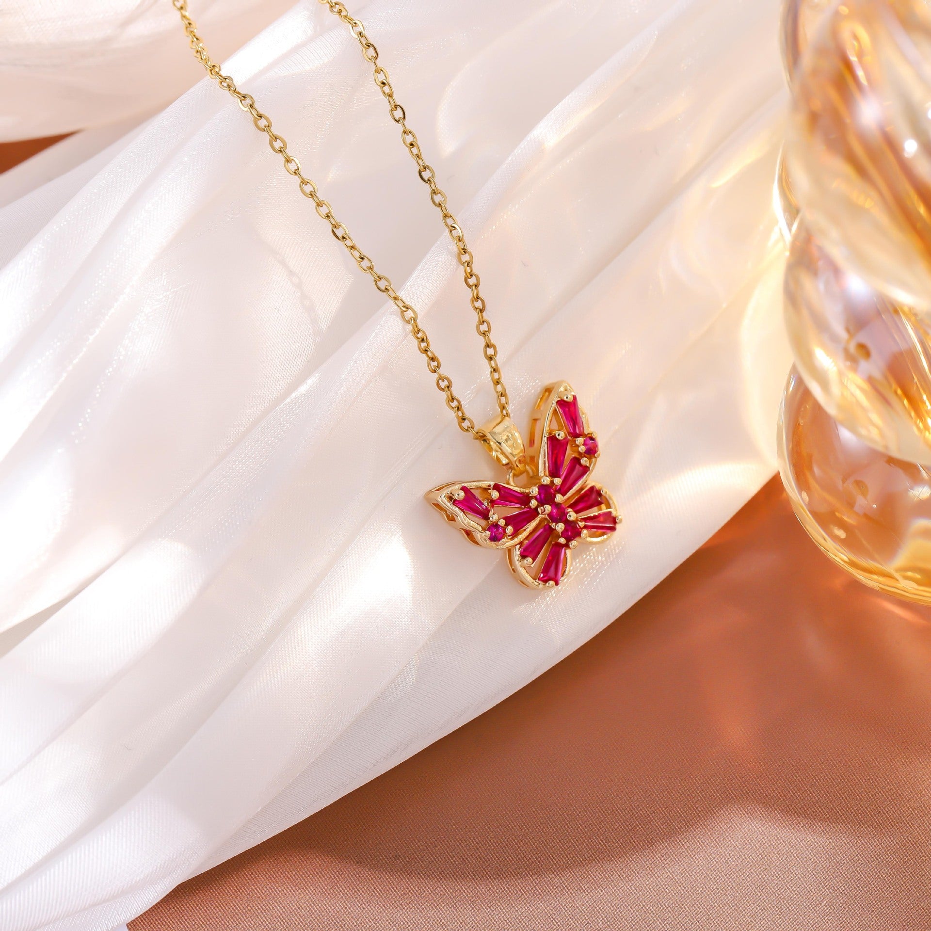 Wholesale Hollow Zircon Butterfly Copper Gold Plated Necklace
