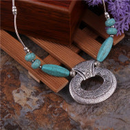 Wholesale Vintage silver hollowed out carved turquoise pendant necklace