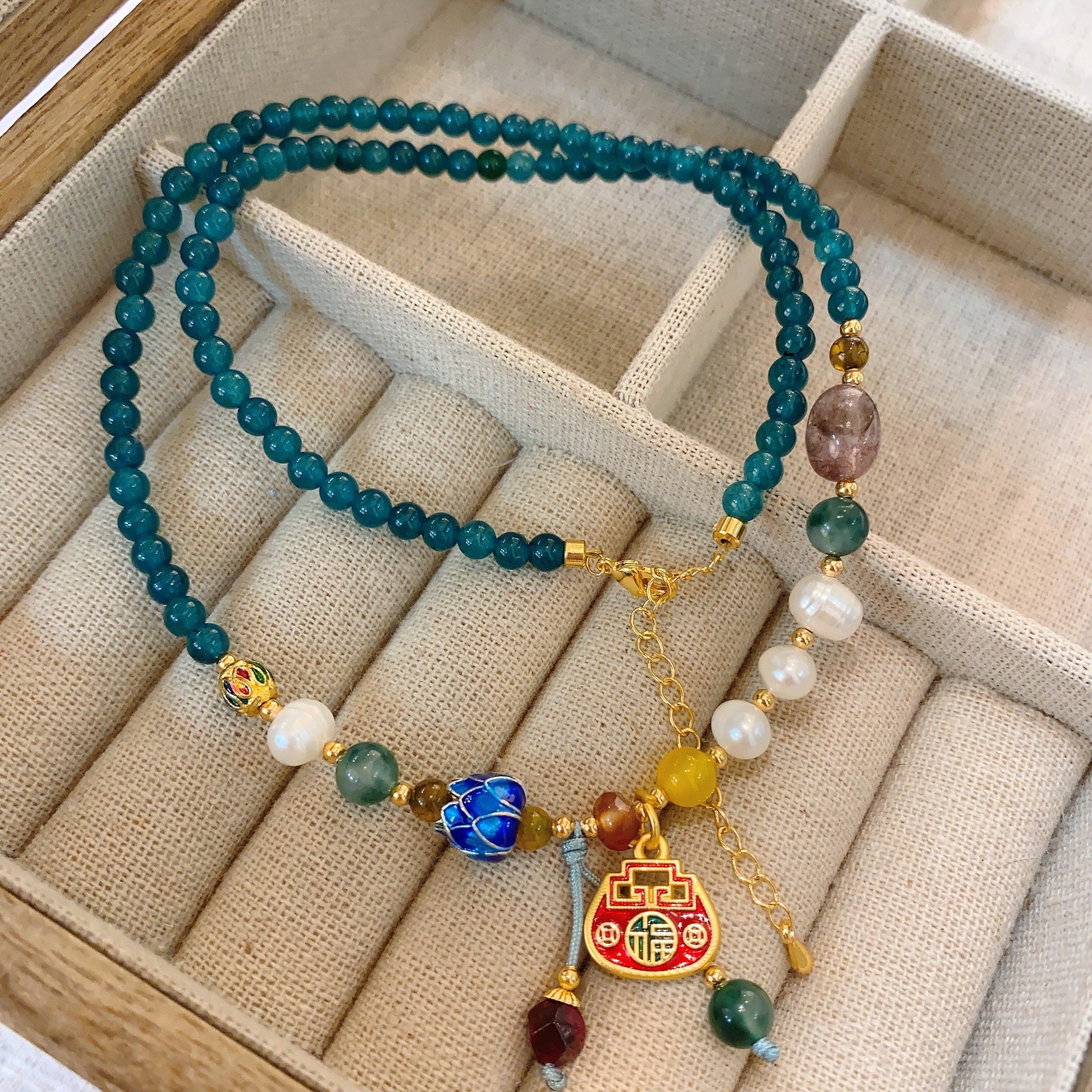 Wholesale Natural Stone Freshwater Pearl Colored Glass Beaded Necklace