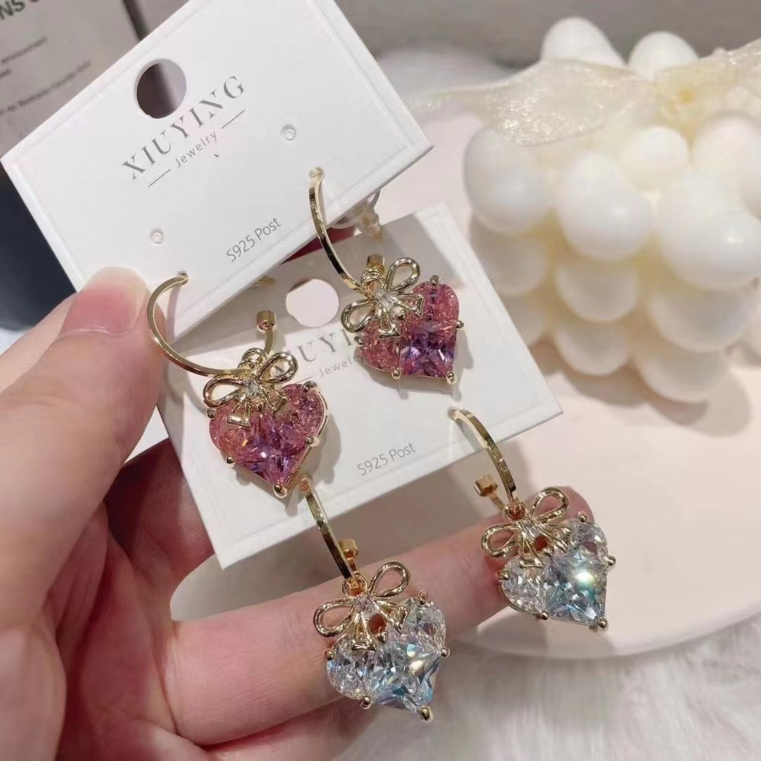 Wholesale Romantic heart-shaped peach pink earrings, fresh and sweet, simple and cool, super shiny earrings