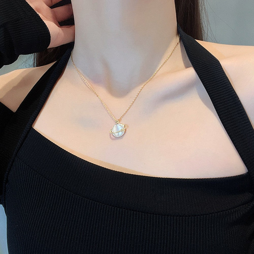 Wholesale 18K Gold Plated Titanium Steel Geometric Rhombus Necklace Clavicle Chain