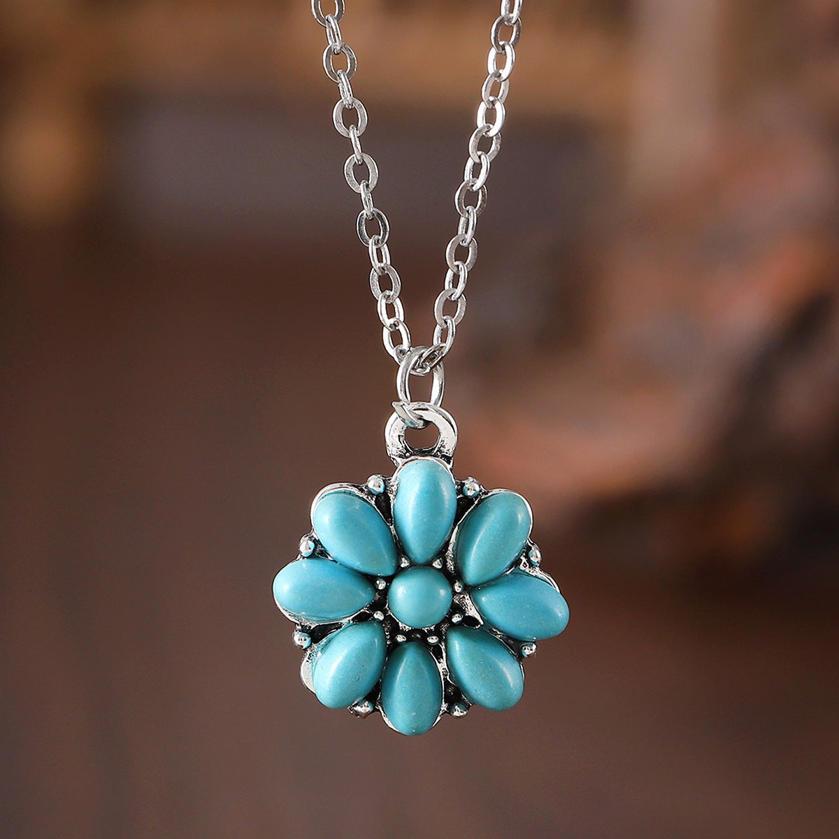 Wholesale Bohemian Flower Necklace Turquoise Blue Zinc Alloy Jewelry For Women Casual Retro Pendant Accessory