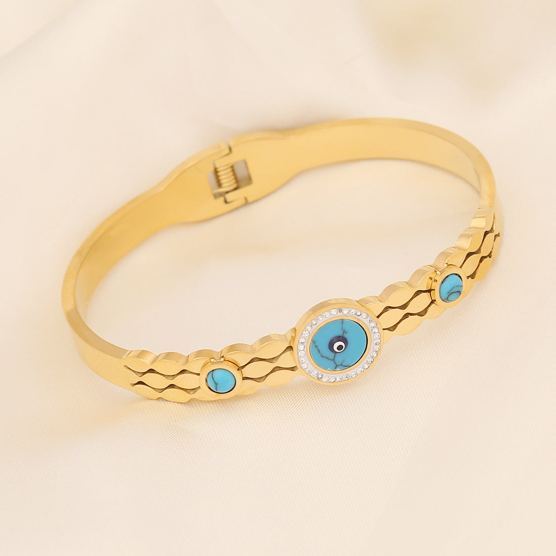 Wholesale Eye Fashion Full Diamond Stainless Steel Bracelet