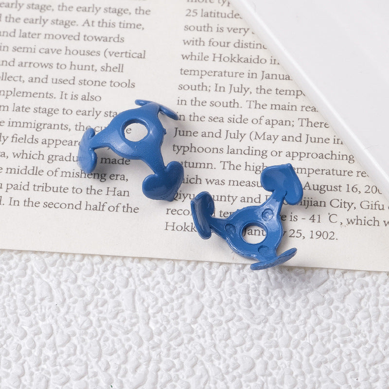 Wholesale of 100PCS/PACK Heart-shaped Flower Holders Paired with Bright Painted Perforated Beads and Acrylic Beads