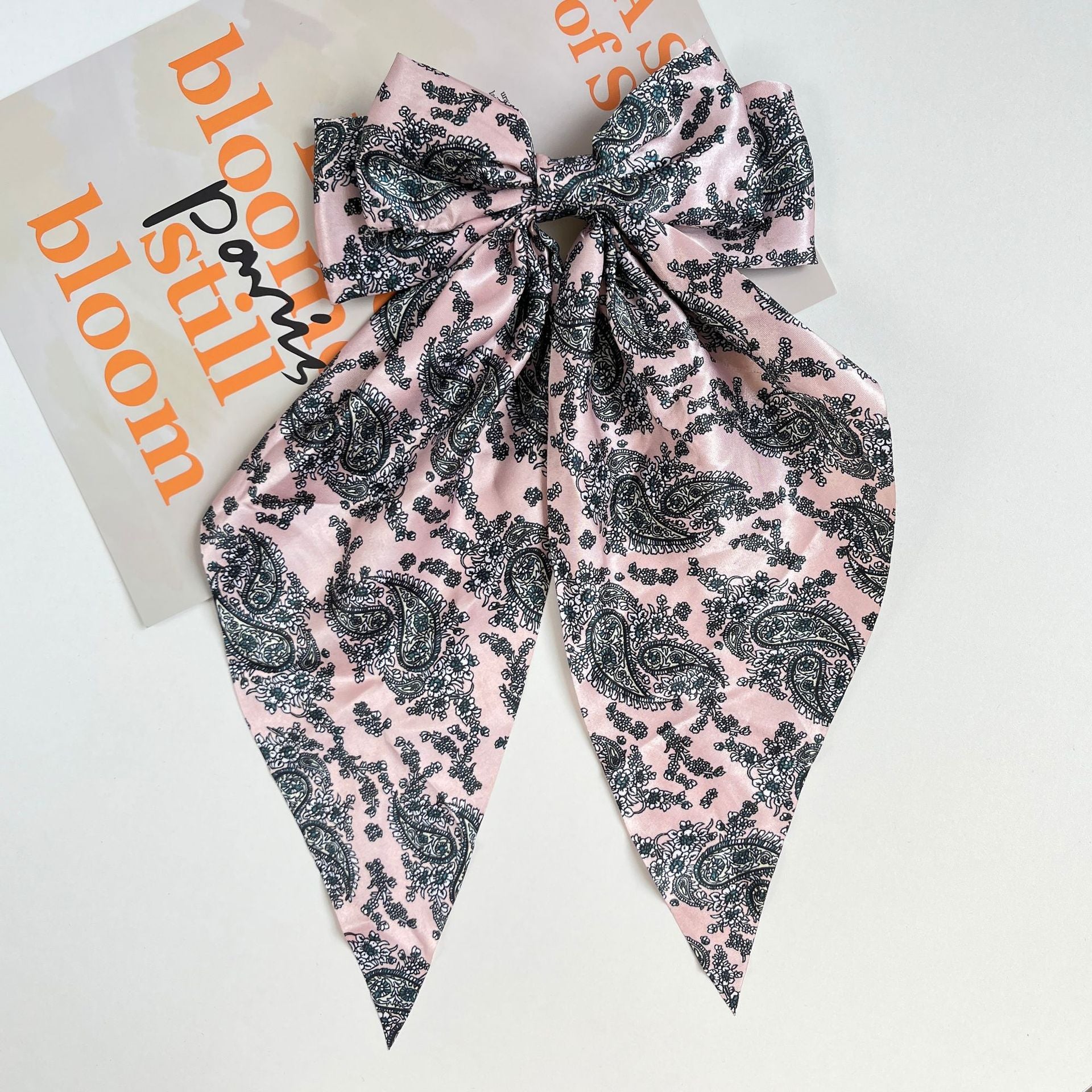 Wholesale Retro Printed Large Streamer Bow Back Head Spring Clip