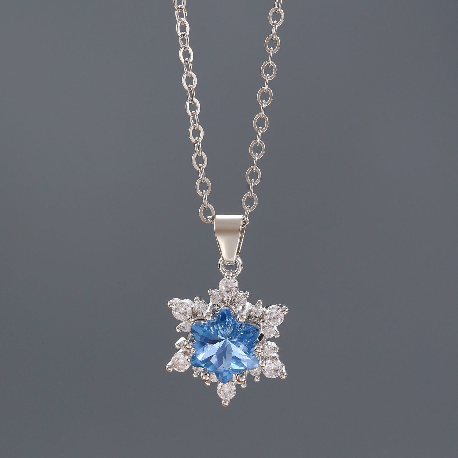 Wholesale full diamond snowflake necklace women's fashion simple Joker autumn and winter sweater chain