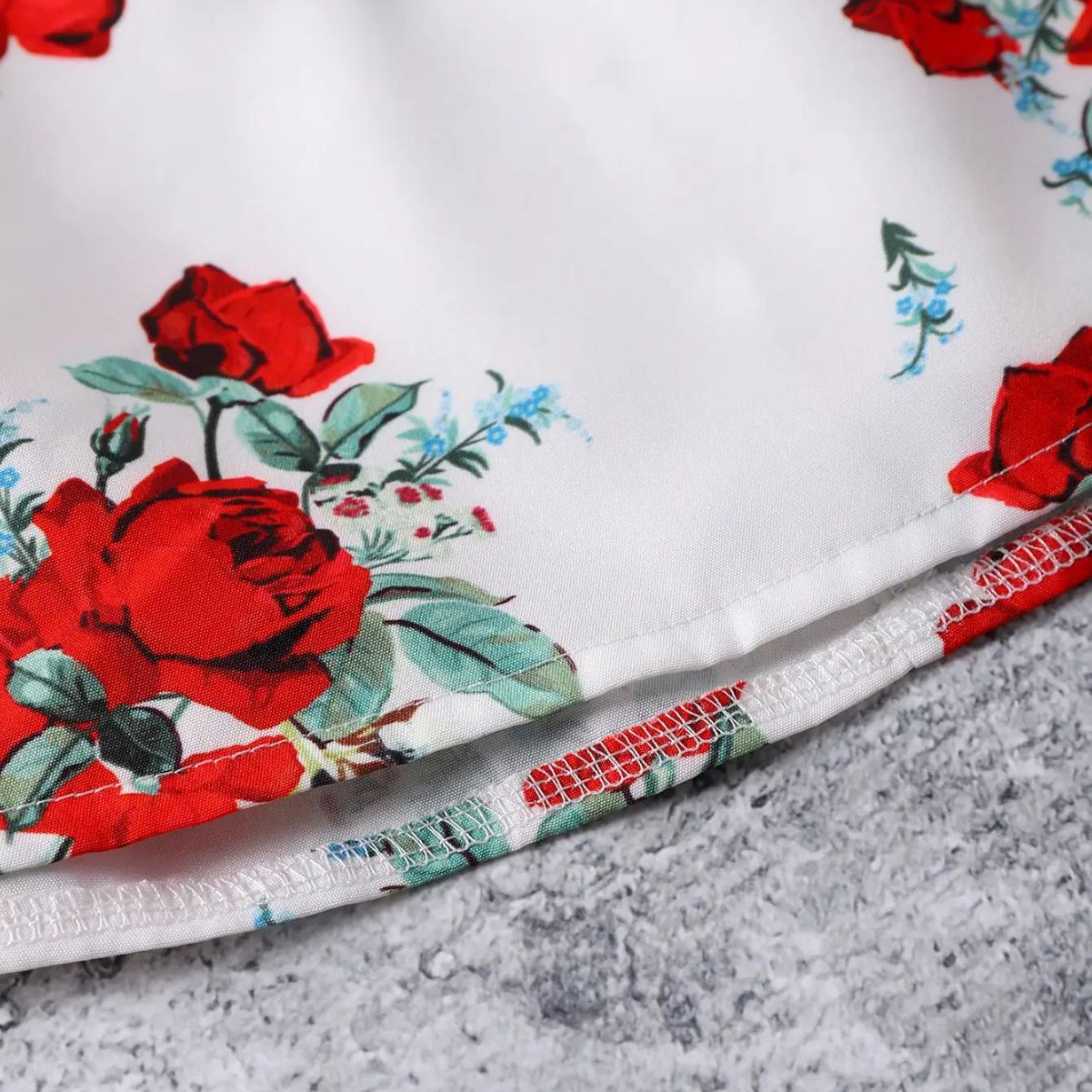 Wholesale Round Neck Rose Print Top + Solid Color Shorts Two-piece Baby Clothes