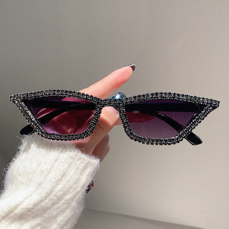 Wholesale Diamond Cat-Eye Triangle Sunglasses