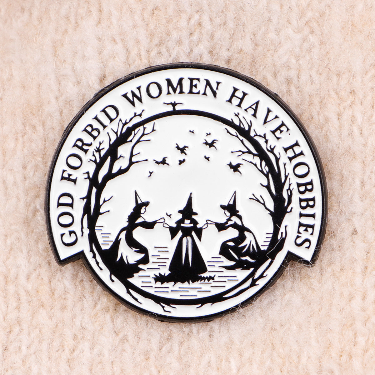 Wholesale 6pcs/pack Cartoon Brooch Metal Badge Jewelry Medal Brooch English Accessories