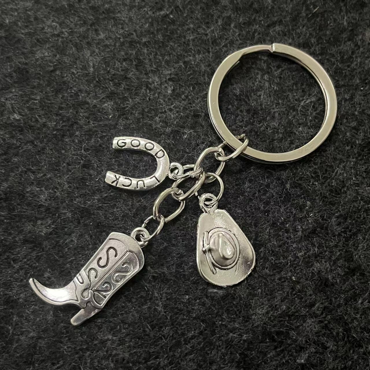 Wholesale Cowboy Hat Boots Horseshoe Horse Head Western Cowboy Prairie Grazing Keychain