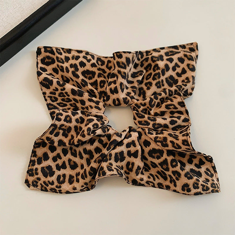 Wholesale square leopard print pleated vintage temperament hair rope versatile personality headdress