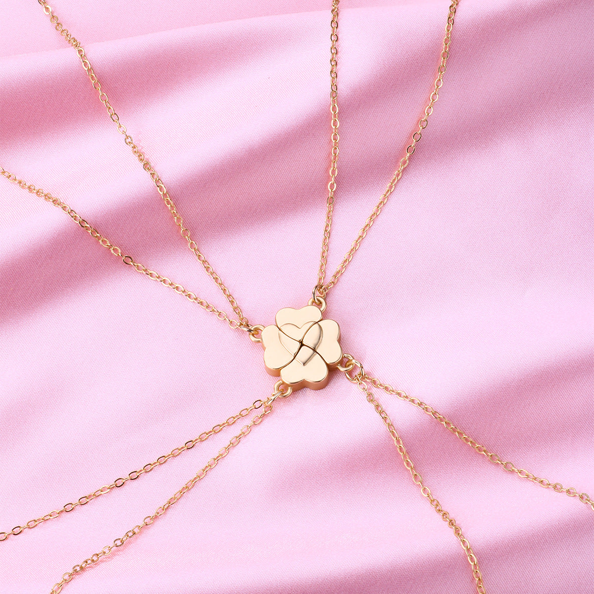 Wholesale four-leaf clover ing necklace parent-child set good friend 4 person combination necklace
