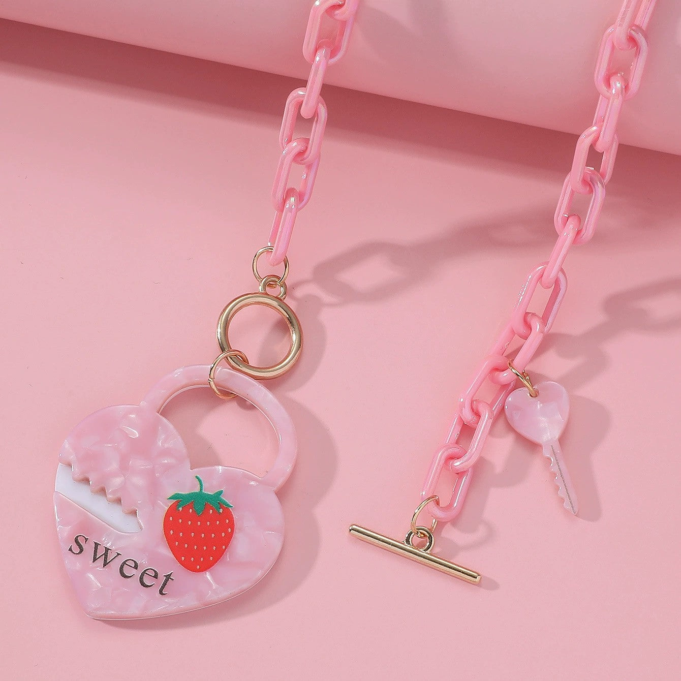 Wholesale Valentine's Day Acrylic Peach Heart Clavicle Chain