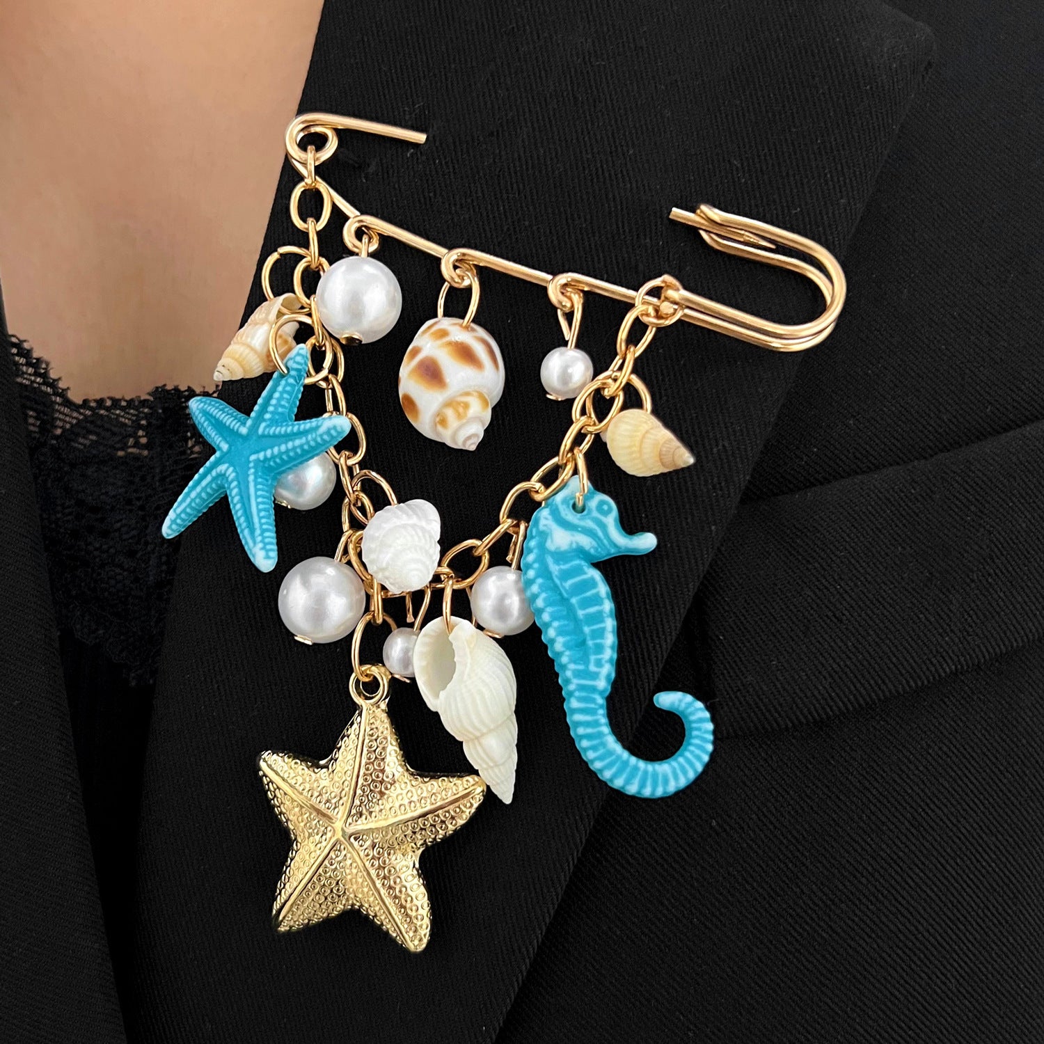 Wholesale Alloy Gold Beach Brooch Pendant Starfish Shell Imitation Pearl Women S Multifunctional Pants Chain Clip Everyday Jewelry Accessory Gift