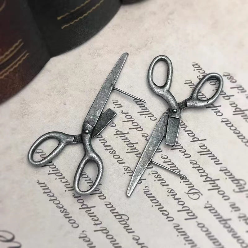 Wholesale Gothic Scissors Alloy Earrings