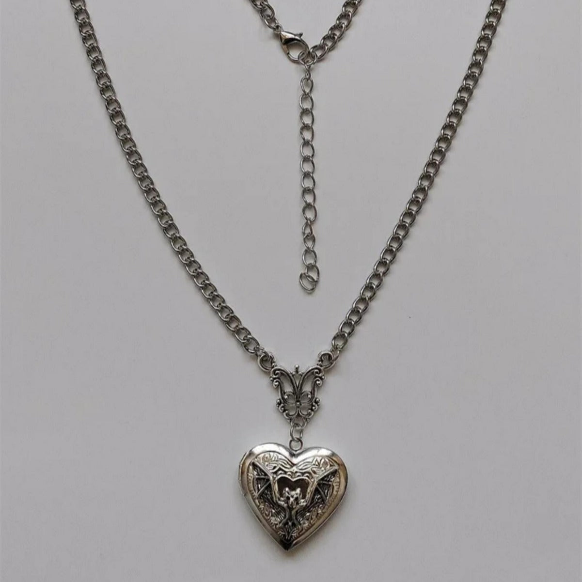 Wholesale Mini Silver Heart Gothic Bat Necklace