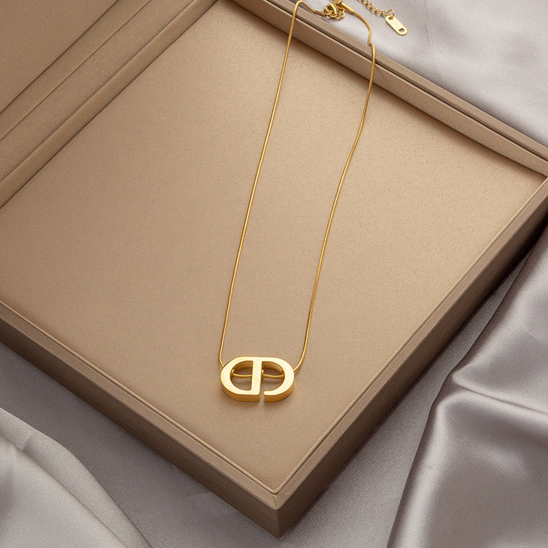 Wholesale  Accessible Luxury Niche Emerald Titanium Steel Necklace Women' s Ins Style