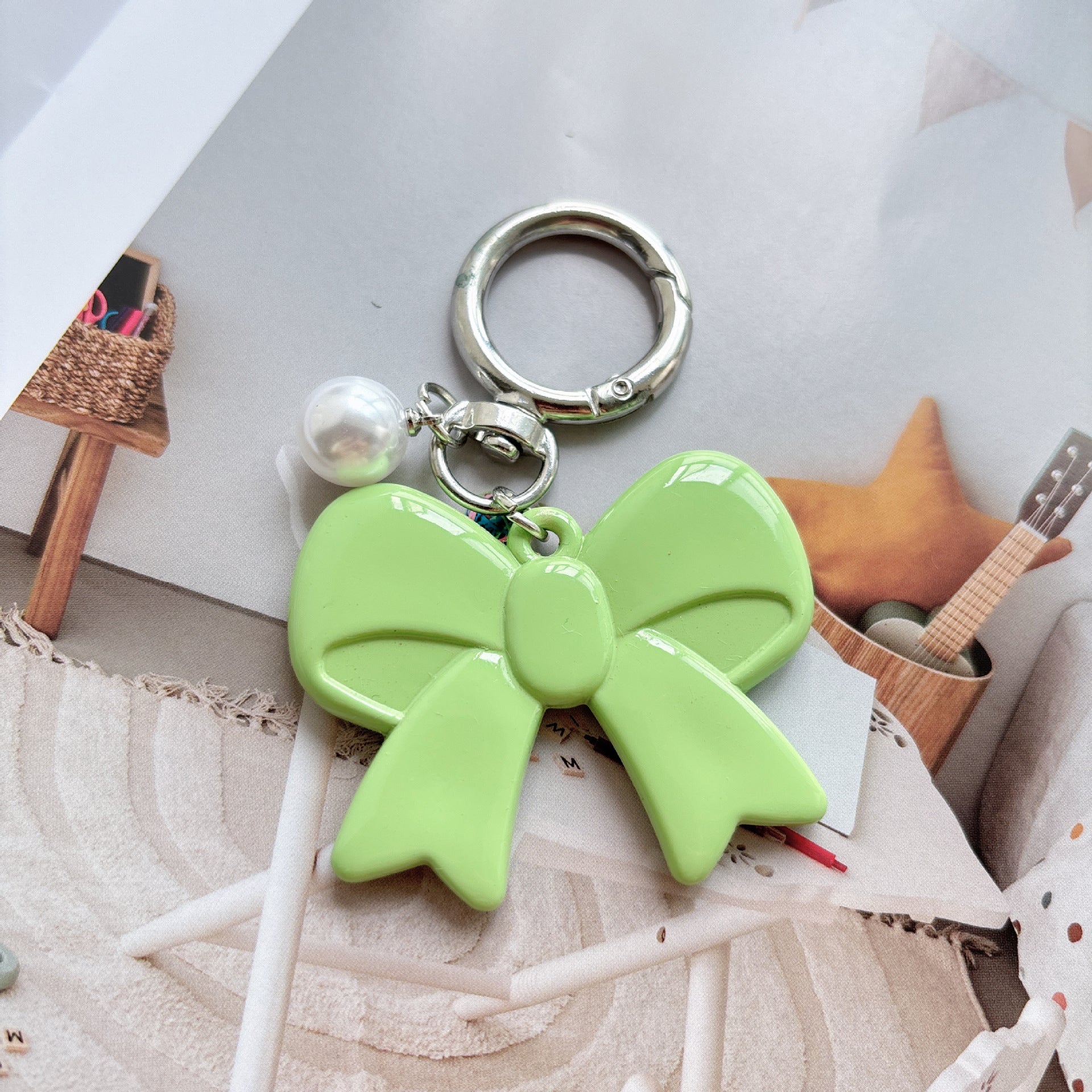 Wholesale Sweet Pink Butterfly Bow Acrylic Keychain Phone Charm Fashion Accessory Boutique Resale Gift