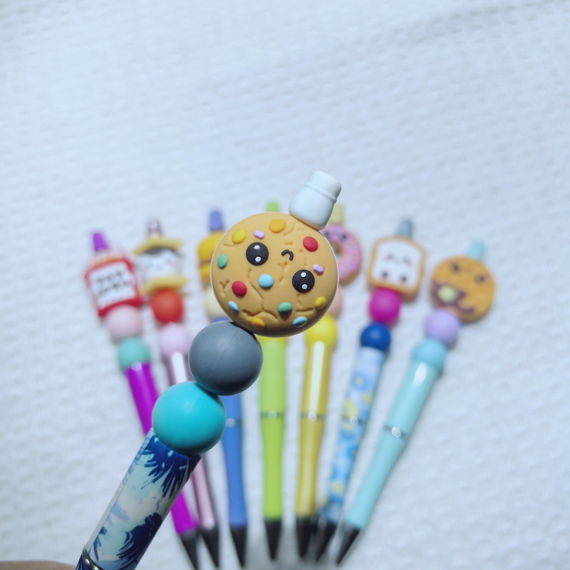 Wholesale 10pcs/pack Hot-Selling New 3D focalSilicone Cartoon Beads Beading