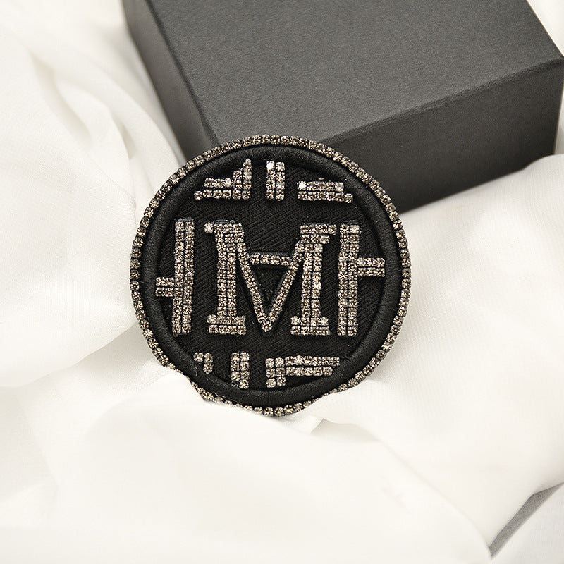 Wholesale Decorative Beaded Rhinestone Round Flannel Patch Badge For Coat DIY Fashion Accessory