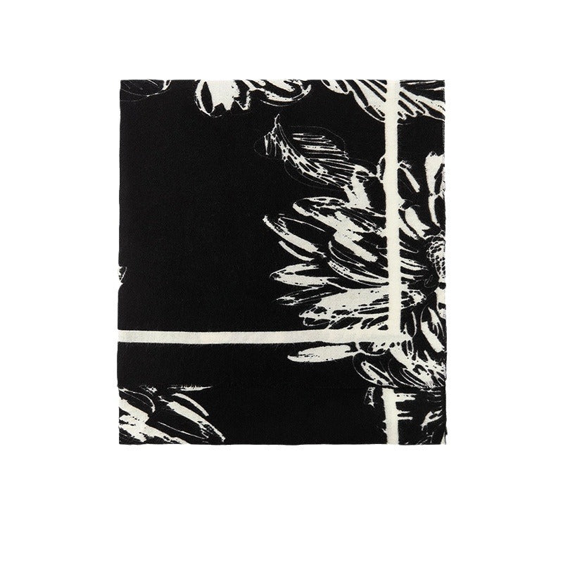 Wholesale Black and White Printed Imitation Cashmere Scarves