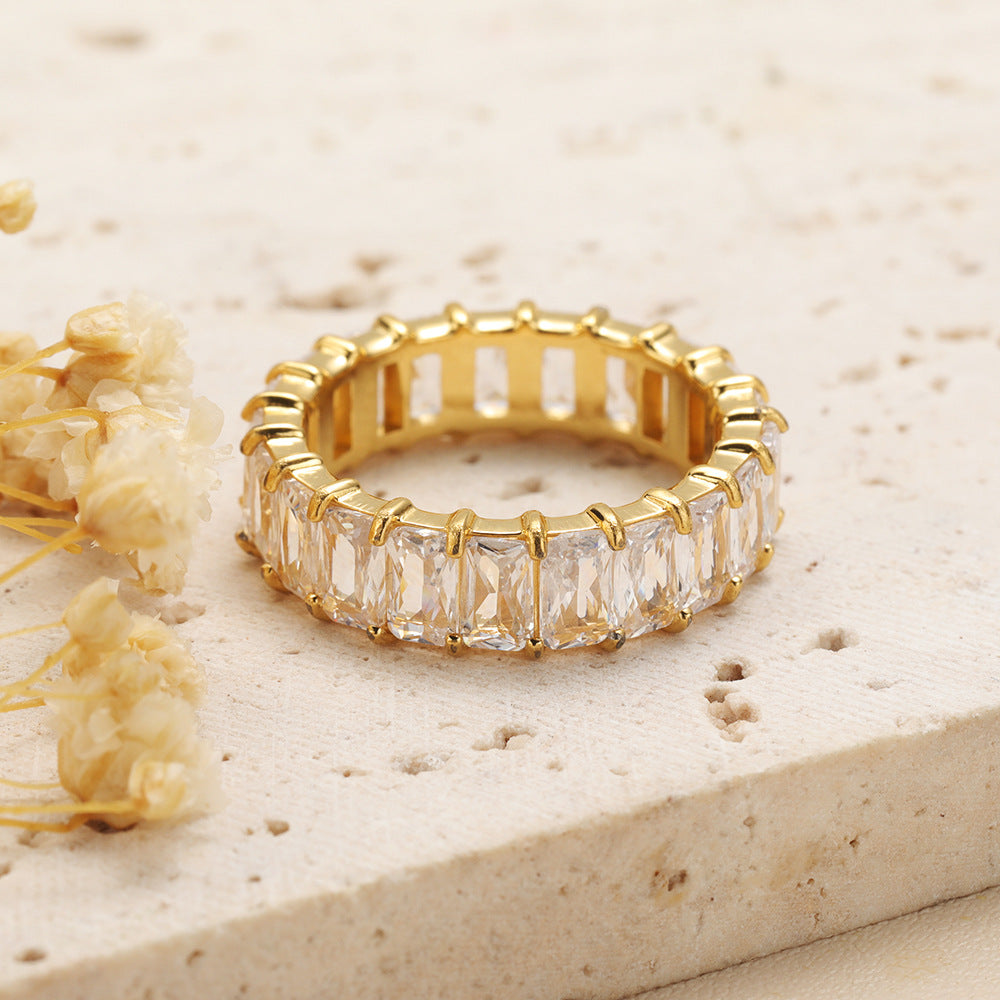 Wholesale Diamond-encrusted Light Luxury Colored Diamond Titanium Steel Women’s Rings