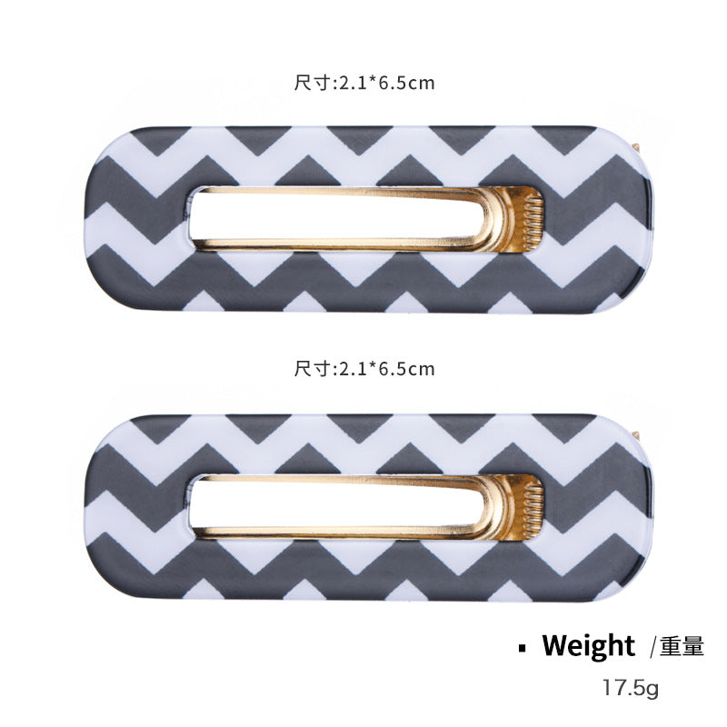 Wholesale Acrylic Black and White Checkered Geometric Duckbill Clip