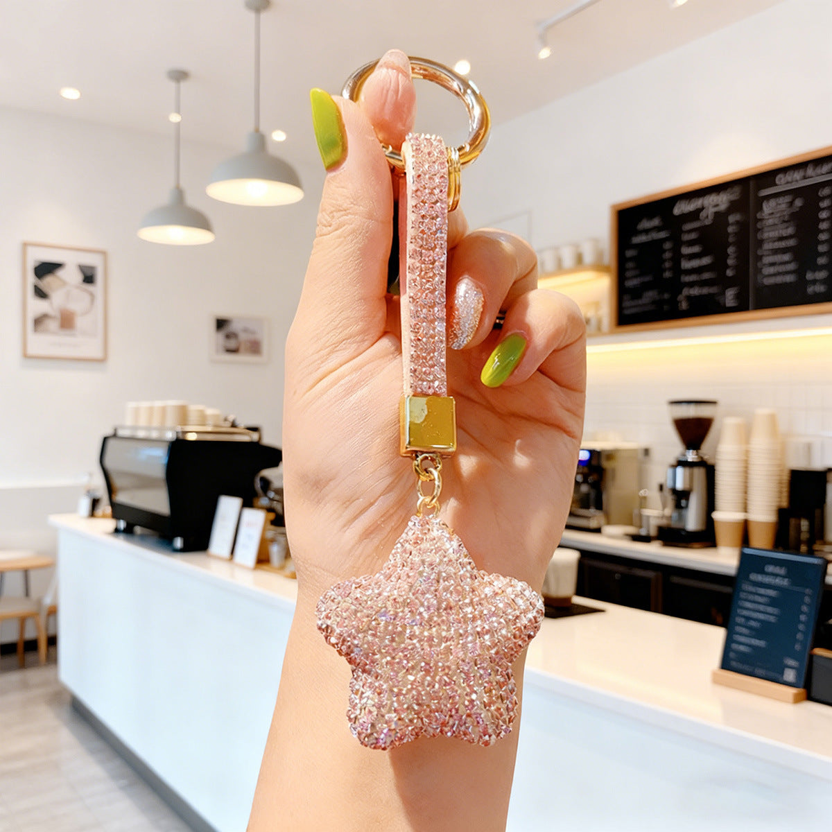 Wholesale Full Diamond Star Shining Water Diamond Pentagram Keychain