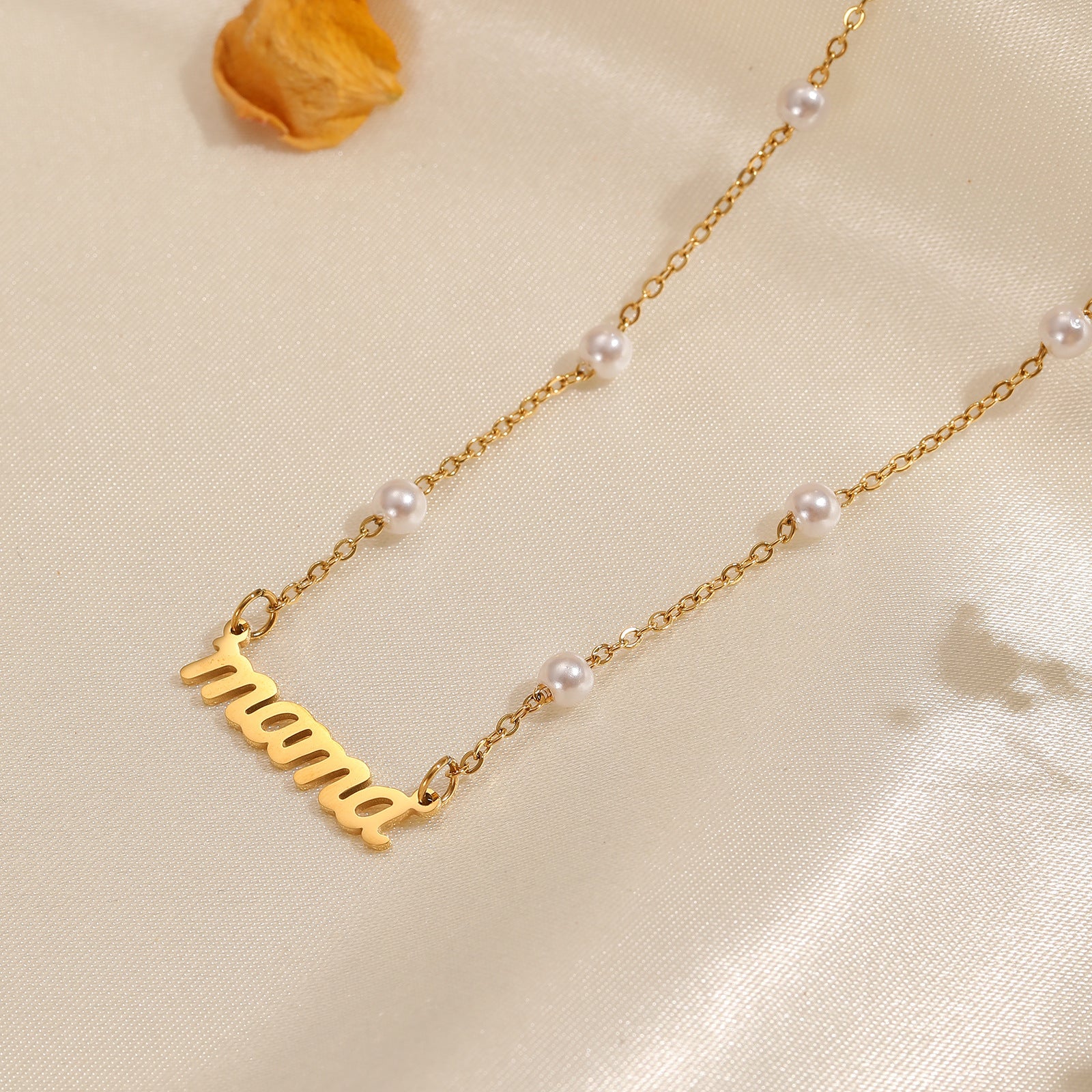 Wholesale Mother' s Day Letter Mama  Necklace Titanium Steel Necklace