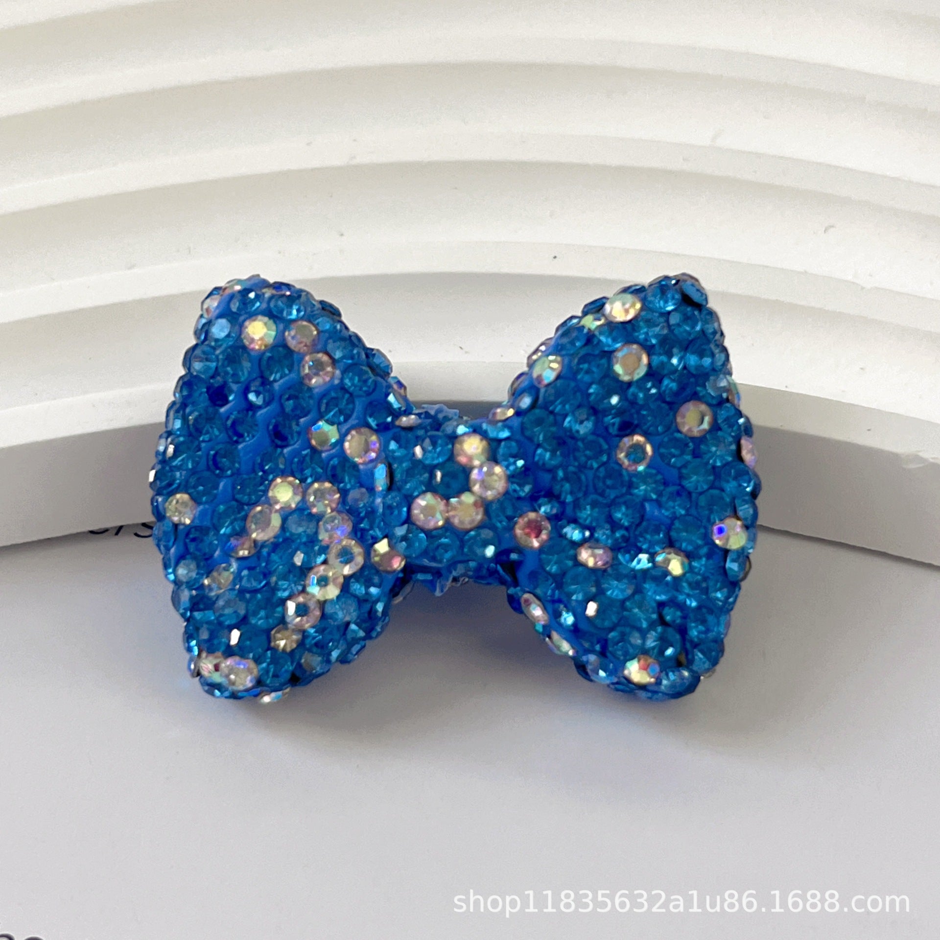 Wholesale 10pcs colored bow-tie shaped crystal beads
