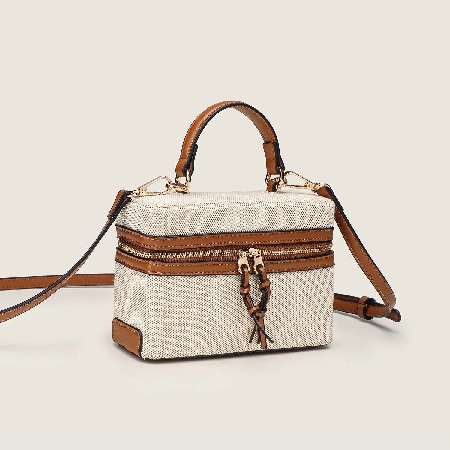 Wholesale Portable cosmetic bag, shoulder and crossbody handbag