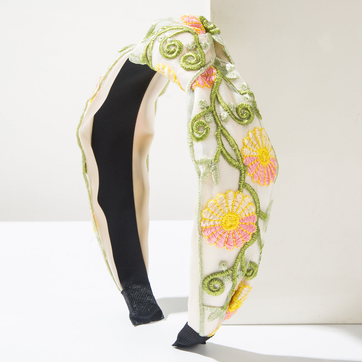 Wholesale Ethnic style embroidered flower headband retro bohemian headdress