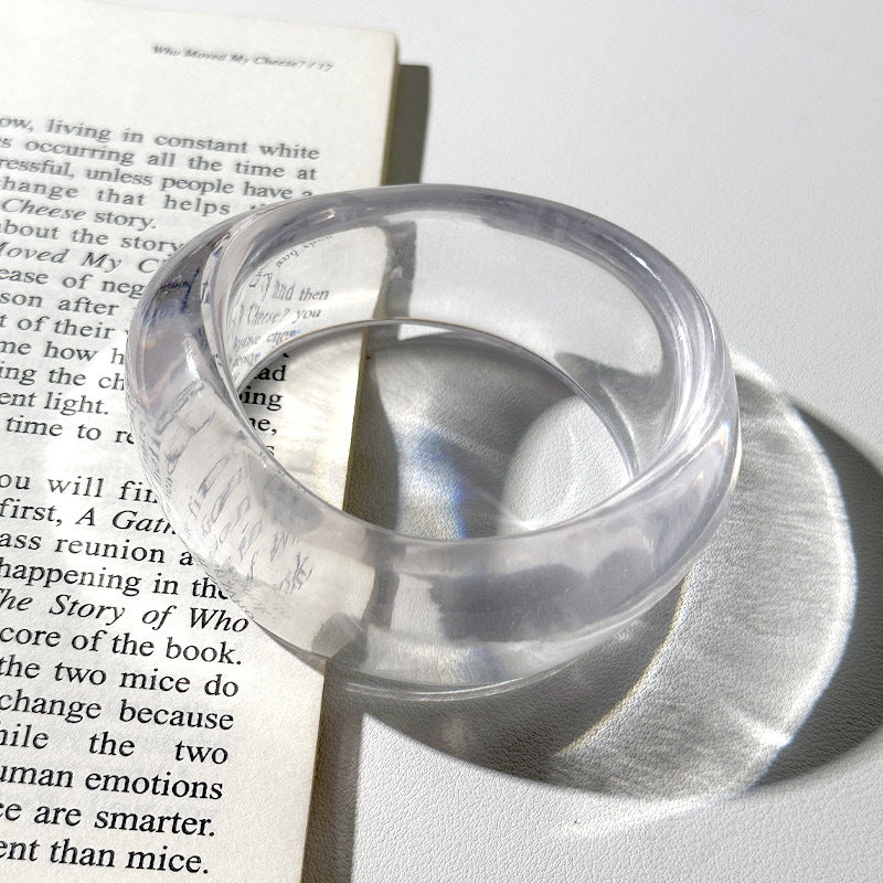 Wholesale Resin Oval Wide Edition Geometric Curved Resin Smudged Brown Bracelet