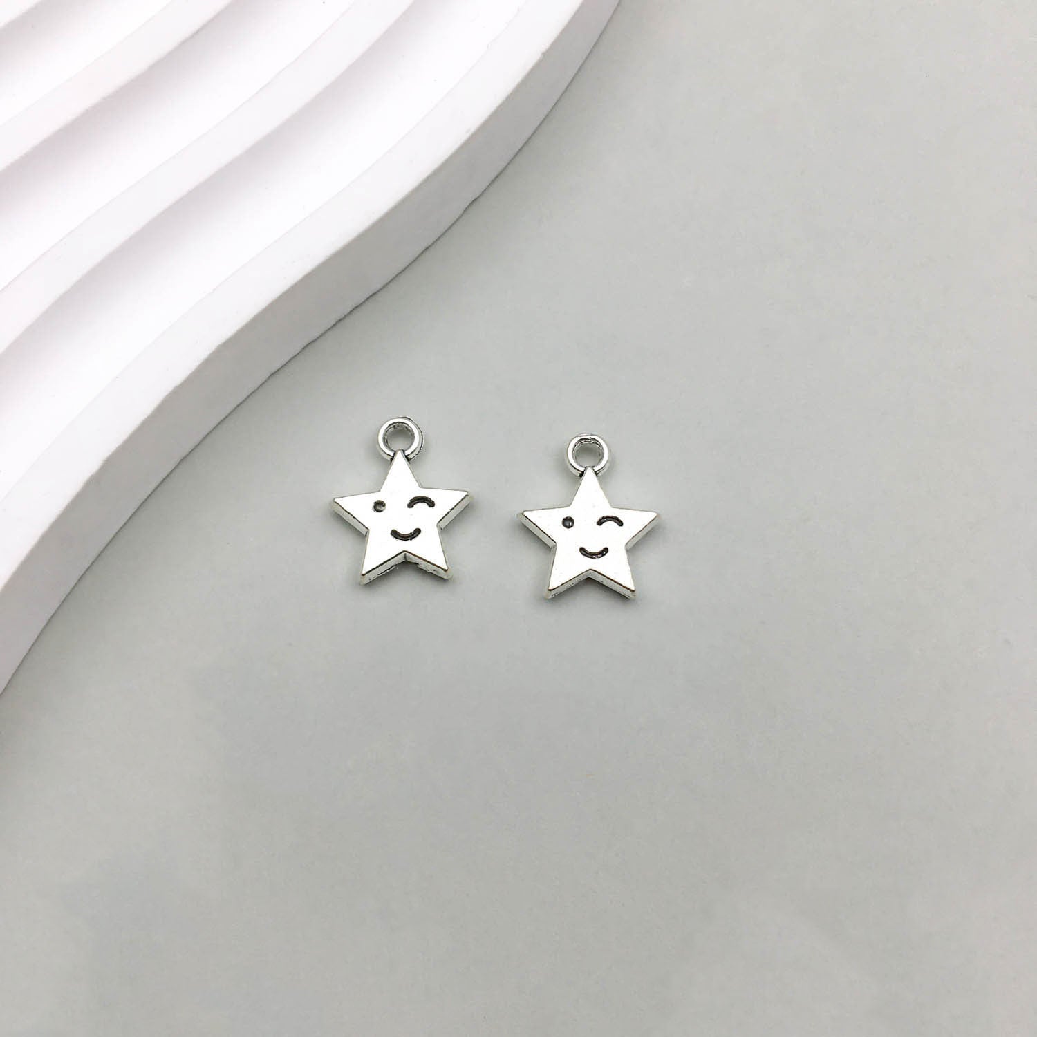 Wholesale 1 Antique Silver Alloy Star Series Simulation Hollow Pentagram DIY Pendant