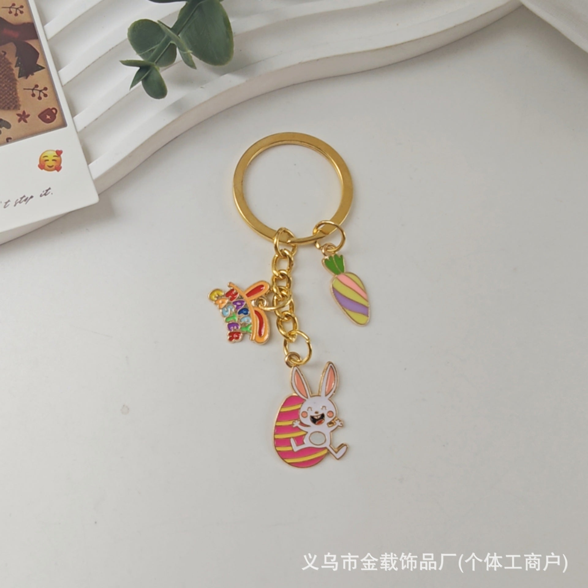 Wholesale Cartoon Easter egg cute rabbit metal keychain