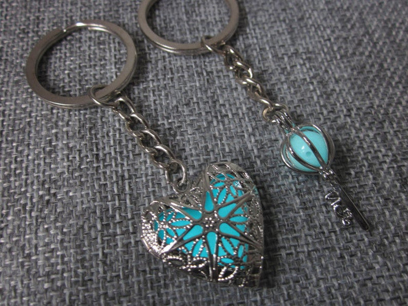 Wholesale Alloy Glow Heart Keychain